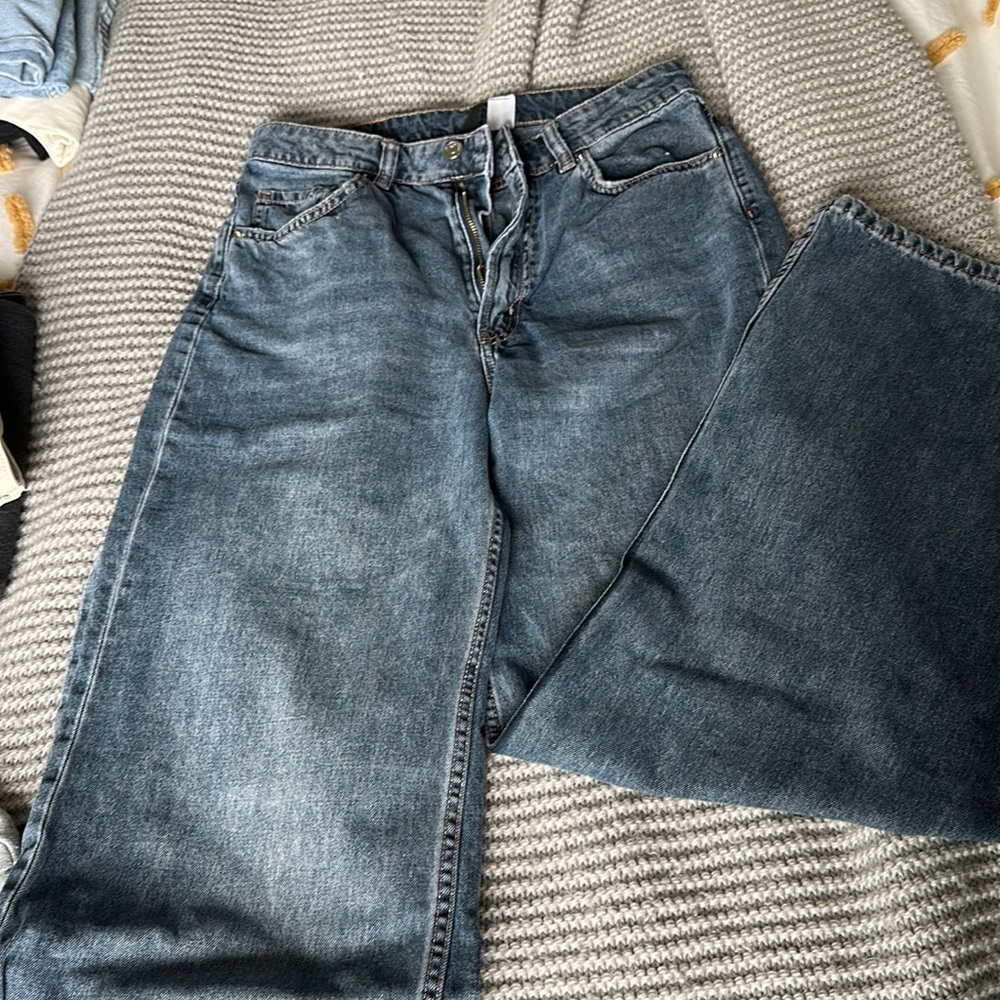 Dark blue jeans